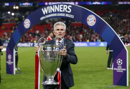 更揭示了持 更揭示了持